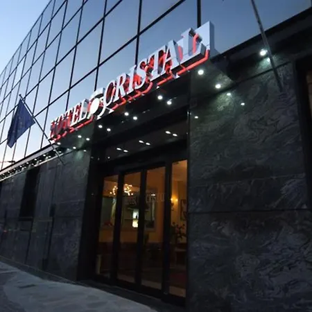 Cristal Hotel 3*